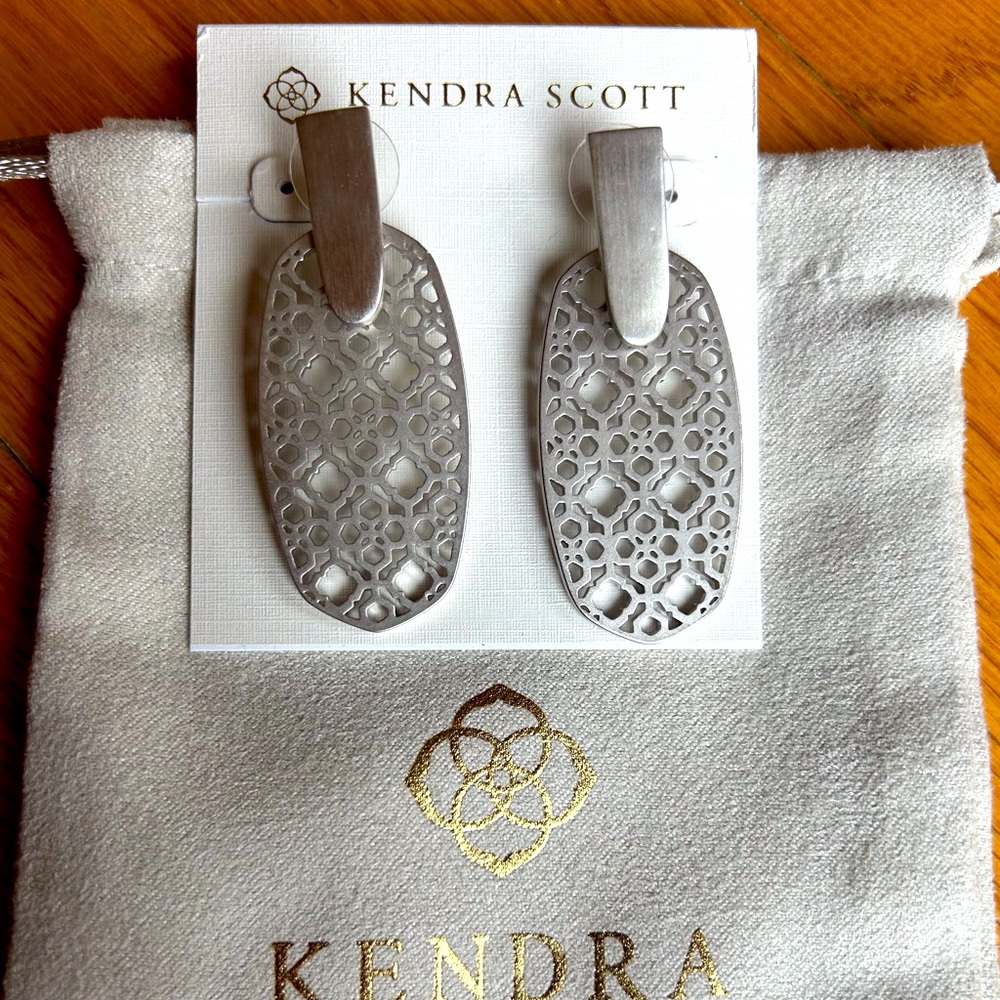 **SOLD**  Kendra Scott Aragon filagree earrings.  Never worn